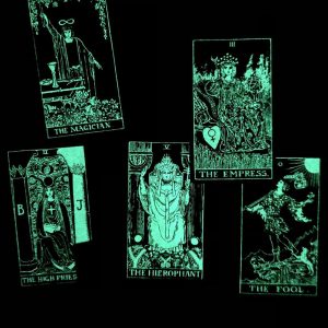 Glow In The Dark Tarot - Ảnh 11
