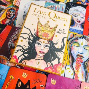 I Am Queen Oracle - Ảnh 9