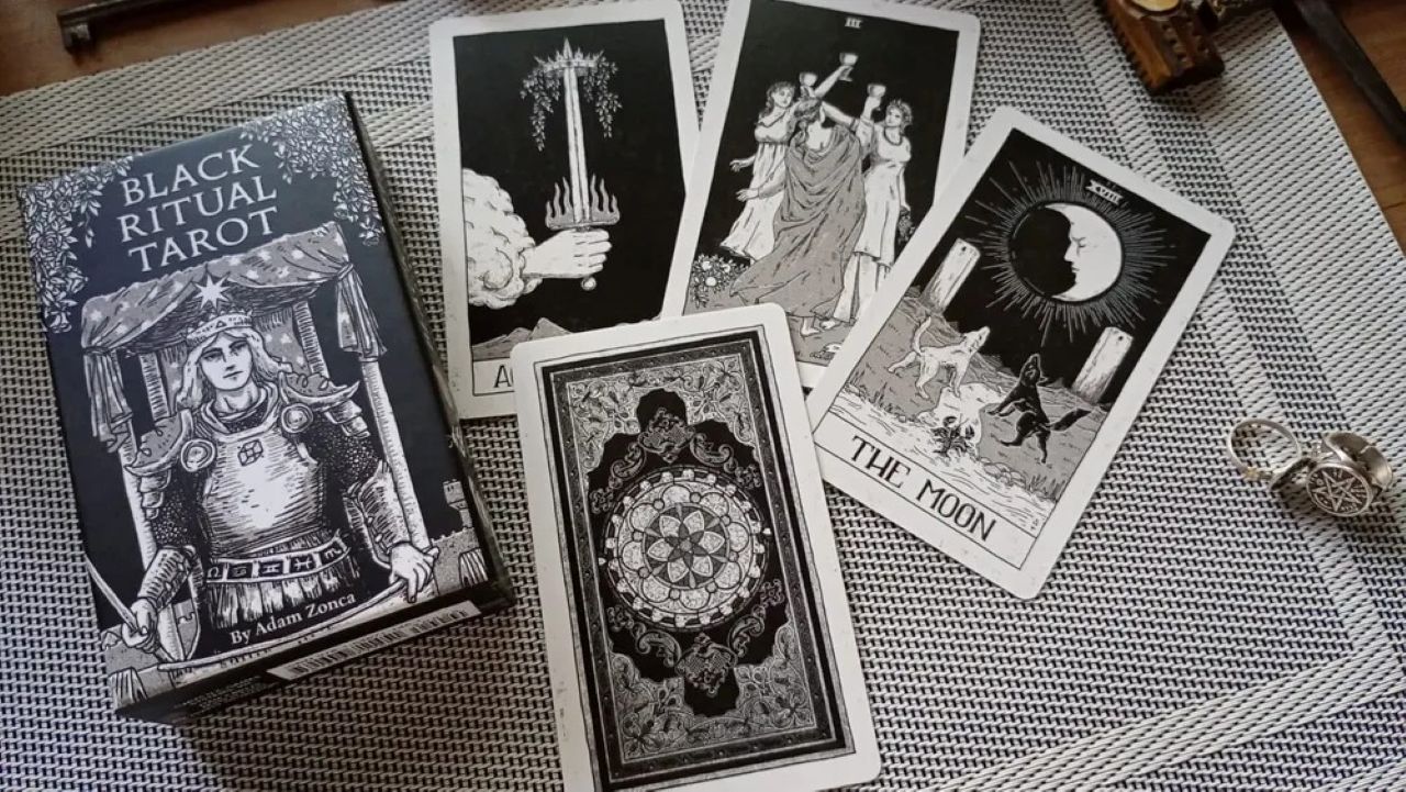 Black Ritual Tarot